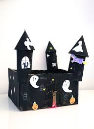 Maison Hantee En Carton Maison Hantee Halloween Creations D Halloween Et Bricolages Halloween