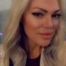 Name Amber Kenyon Inmate number 02346952 Age 44 Looking for companionship,  or maybe even love. I'm at Amber Kenyon 02346952 Hobby Unit P.O.Box 660400  Dallas, Texas 75266-0400 My chirp number is +1435-612-4260