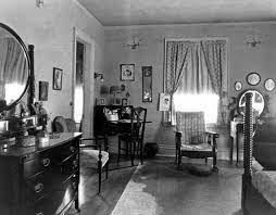 Get a 74.000 second 1910s: Home Decorating Ideas Chic Bedroom Design 1910 House Bedroom Vintage