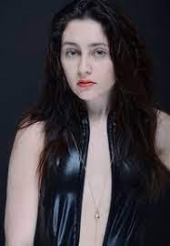 Cassie Bragg's Instagram, Twitter & Facebook