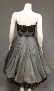 Superb Pont D Esprit Tulle 1950 S Cocktail Dress W Double Balloon Skirt 1950s Cocktail Dress Prom Dresses Vintage Dresses