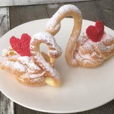 Chocolate Cream Puff Swans Recipe Cream Puffs Cream Puff Swans Recipe Chocolate Cream Puff