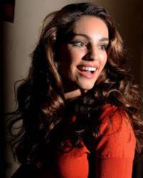 Stabbed repeatedly by bruce payne, then thrown through a window while hanging from a chain. Kelly Brook S Rise Daily Star