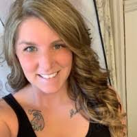 Amber Sigmon's Instagram, Twitter & Facebook