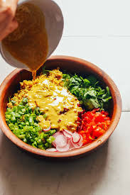 Curried Quinoa Salad Minimalist Baker Recipes Recipe Quinoa Salad Recipes Quinoa Salad Salad Recipes