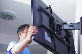 Konulu haberimizde shiftdelete.net olarak sizlere plazmanın ömrü ne. Tv Yi Duvara Nasil Asilir Adim Adim Talimatlar Cercevenin Farkli Malzemelerden Yapilmis Duvarlara Montaji