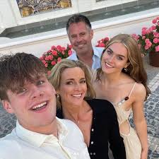 Gabby Logan shares emotional family moment with husband Kenny that led to  huge change