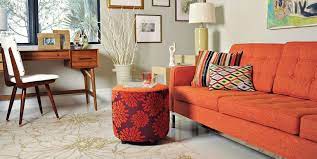We Found The Chic Orange Sofas Of Your Dreams Wohnzimmer Orange Oranges Sofa Haus Deko