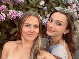 Off duty with @izzy_mazzi