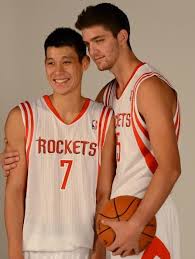 Jeremy Lin And Chandler Parsons Lol Jeremy Lin Chandler Parsons Texas Sports