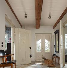 Verkleiden sie die esszimmerwände in holz. Paneele In Weiss Ein Zeitlos Schone Wand Und Deckengestaltung