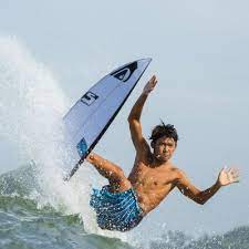 Berikut jadwal pertandingan cabang olahraga surfing. Rio Waida Riowaida777 Twitter