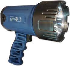 Ne tombez plus jamais en panne de lampe torche, avec cette lampe torche dynamo robuste et vraiment puissante, avec fonction chargeur d'appoint,; Powerplus Lion Amazon Fr Luminaires Et Eclairage