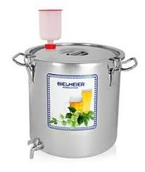 Bierbrauen Auf Dem Eigenen Herd Fur Einsteiger Mit Einem Starter Set Der Brauvorgang Aus Leutern Maischen Und Garen Dauert Zwei G Bier Brauen Bier Bierbrauen