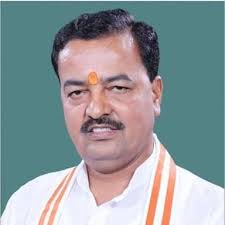 Keshav prashad morya ji ka kehna hai ke pichli sarkar ne sirf pathar lagaye  hai or hum kam kar rahe hai . Kam to pata nahi par gundagardi bhut badh gai  hai