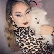 𝑪𝒂𝒓𝒓𝒊𝒆 𝑴𝒂𝒚 (@let_them__eat_cake) • Instagram photos and videos