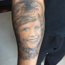 She did not give me a refund or finish the process. Top 10 Best Tattoo Removal In London On Last Updated August 2021 Yelp
