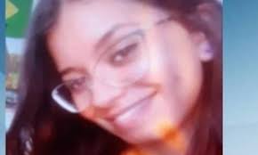 homem com ciúmes da irmã