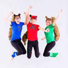 It is the most popular family friendly halloween theme. This Alvin And The Chipmunks Costume Is The Perfect Tweens Group Costume Brit Co