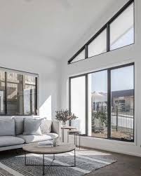 Model yang minimalis & modern menjadi maganet tersendiri supaya banyak yang menyukainya. Inspirasi Konsep Monokrom Untuk Rumah Minimalis Popmama Com