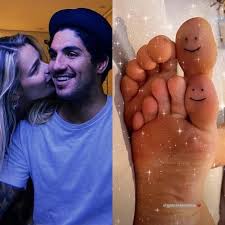 From wicked witches to spooktastic houses and bootiful zombies! Gabriel Medina E Yasmin Brunet Fazem Tatuagem Igual E A Segunda Do Casal
