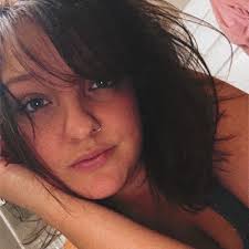 Laura Riggle (@laura_riggle)