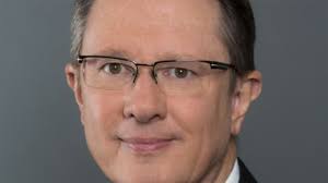 Gary Thomas Joins H.W. Lochner