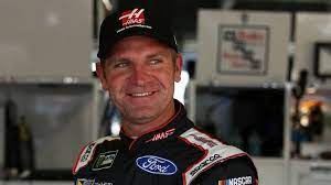 If you don't mind, it doesn't matter. bowyer has had a long and storied career but his big break was in 2004 with richard childress racing. Clint Bowyer Net Worth Salary Wife Lorra Bowyer Age Wiki Bio Celeb Tattler