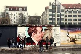 Mein Gott Hilf Mir Diese Tödliche Liebe Zu überleben East Side Gallery Berlin Berliner Mauer Berlin Reisen