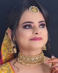 Anuradha💟💟💟 Mua : Preeti Arora . #Thebenzenestudio #popxowedding #indian  #indianbridalmakeup #wedmegood #makeupartist #bridalmakeup  #indianweddingbuzz #delhiwedding #indianstreetfashion #weddingbrigade  #indianbride #indianwedding #delhimakeupartist ...