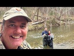 Lee Ekstrom's Instagram, Twitter & Facebook