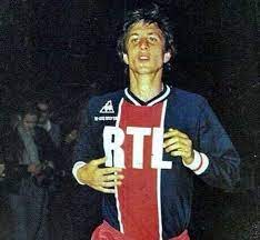 Confira Algumas Imagens Do Lendario Johan Cruyff Psg Johan Cruyff Lendas Do Futebol