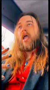 Eric Hosier's Instagram, Twitter & Facebook