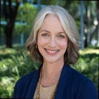 Lorie Parker's Instagram, Twitter & Facebook