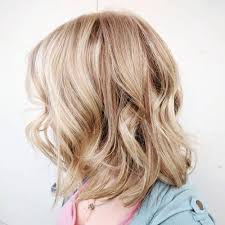 If you have naturally straight hair, it will look especially stunning with some contrasting icy blonde highlights and light ash blonde lowlights for a creamy balayage effect. 28 Blonde Hair With Lowlights You Have To See In 2020