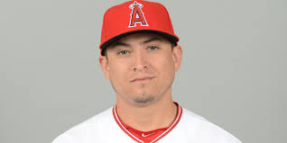 Guerra battling for spot in Angels' bullpen