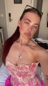 Tegan Tinks Nicholson (@tegantinks)