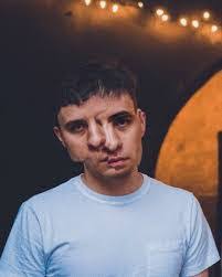 Benjamin Kinzer's Instagram, Twitter & Facebook