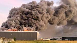 Zaterdag moest de brandweer met spoed naar wasserette topcleaning aan de jufferenwal. Grote Brand Bij Recyclingbedrijf Zwolle Onder Controle Nablussen Duurt Nog Uren Nos