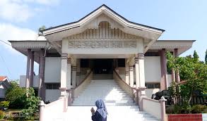 Pariwisata, kelurahan timur indah kota bengkulu, (02/07). Khasanah Keanekaragaman Budaya Di Museum Negeri Bengkulu Kelanaku