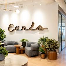 Amber & Colin had a lovely visit to the @vibialight HQ while in Barcelona.  Many thanks to our fantastic host Laura & team and to our friends  @above90lighting for setting this up.