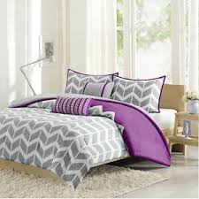 The set comes with 1 reversible comforter and 2 matching pillow shams (twin sets come with 1 sham) and the comforters include baffle box stitching to keep the fill from shifting around. Sporty Chic Purple Grey Plum White Chevron Stripe Teen Girls Comforter Set Ebay