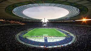Pentru prima oară în istoria competiției, meciurile vor fi găzduite de stadioane din 12 orașe, inclusv bucurești. Cine Va Organiza Euro 2024 AnunÈ›ul Lui Blatter