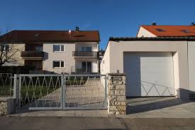 Jetzt eine garage oder stellplatz in ansbach & in der nähe finden anstatt die parkplatzsuche monat für monat durchzumachen, kannst du dir ganz bequem einen abstellplatz für dein fahrzeug mieten oft werden auch tiefgaragen stellplätze, einstellplätze für wohnwagen & abstellplätze in lagerräumen als parkplatz vermietet ✓ Haus Zu Vermieten Oberhauserstrasse 120 91522 Ansbach Stadt Mapio Net