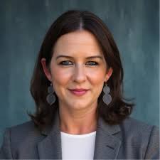 Manchmal lese ich Stellenanzeigen und frage mich: "Ist das wirklich  durchdacht?" Oft sehe ich Anforderungen, die nicht mehr zeitgemäß sind.