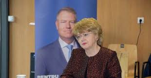 Câți ani împlinește președintele româniei. Doliu In Familia Primarului Din Sibiu Astrid Fodor O ApropiatÄƒ A PreÈ™edintelui Klaus Iohannis Mama Lui