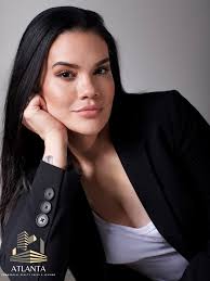 Meet Tiffany, your Atlanta Commercial Broker & Business Broker and owner of  @atlantacommercialrealty. Atlanta Commercial Realty is a premier  full-service commercial real estate firm based in Atlanta, Georgia. We are  seasoned professional