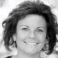 Laurie Talbot's Instagram, Twitter & Facebook