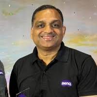 Rajeev Pal's Instagram, Twitter & Facebook