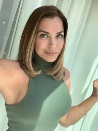 Louise Glover's Instagram, Twitter & Facebook